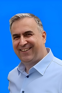 Dr. Nenad Marjanovic